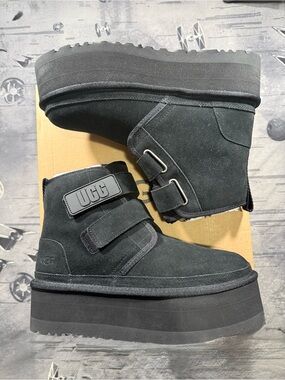 NIB UGG NEUMEL STRAP PLATFORM GOTH UGGS SZ 8